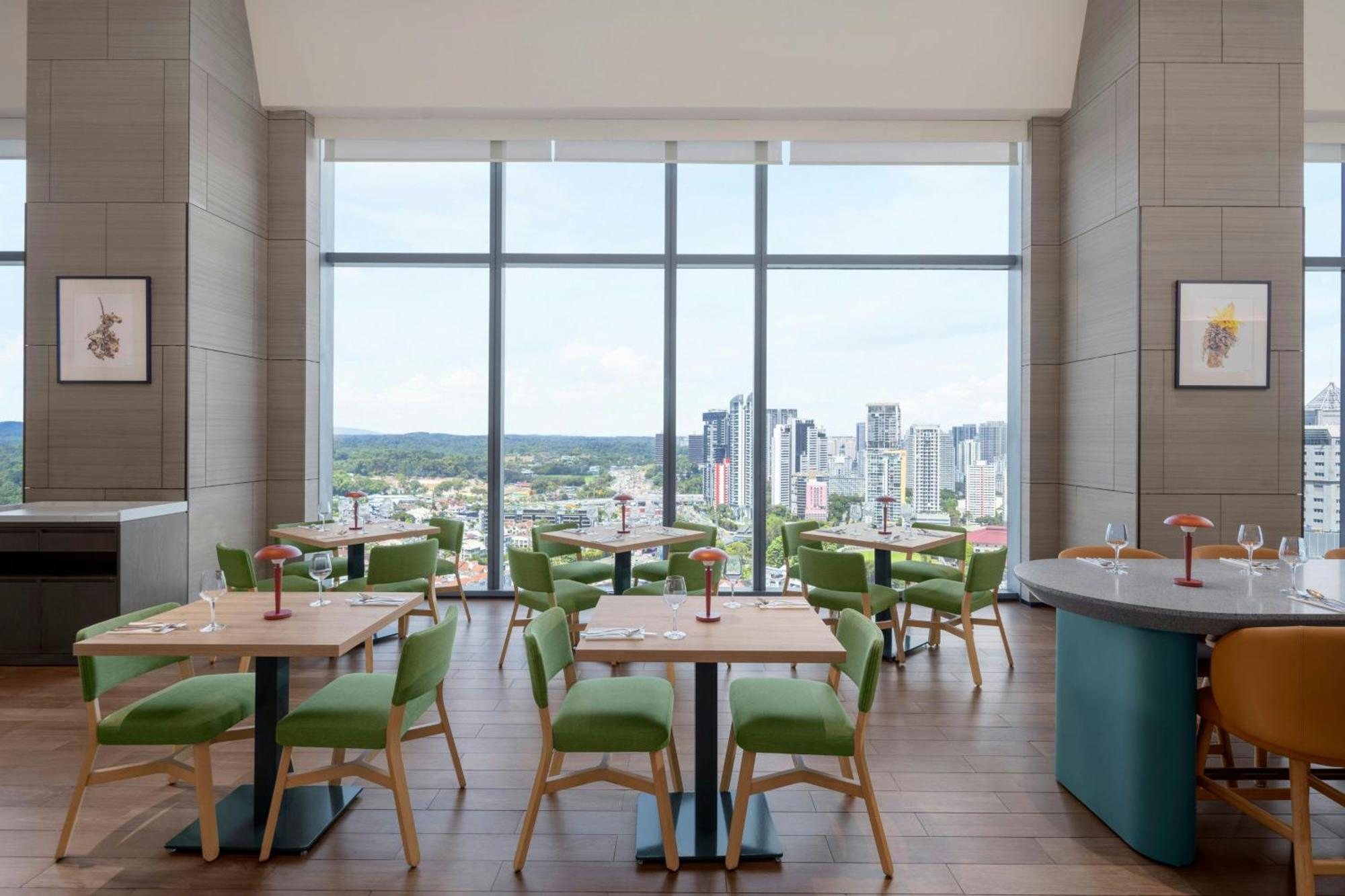 Courtyard By Marriott Singapore Novena Bagian luar foto